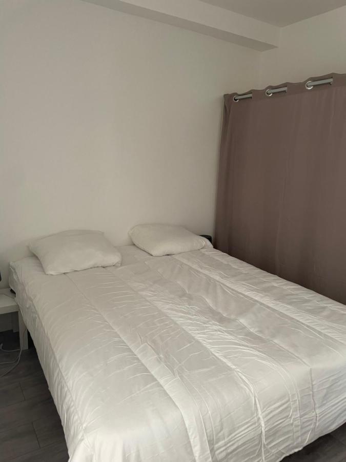 Sci Dbsn Apartment Lagny Екстериор снимка